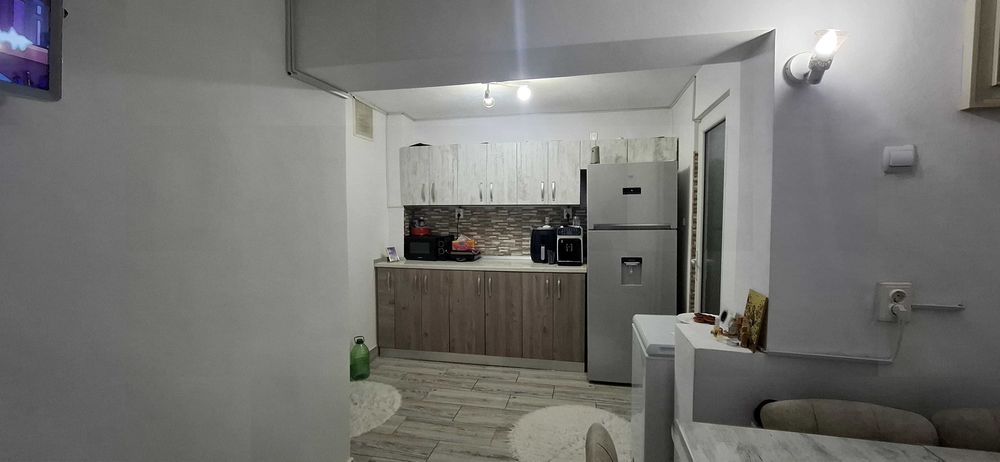 Apartament 3 camere ,Centru