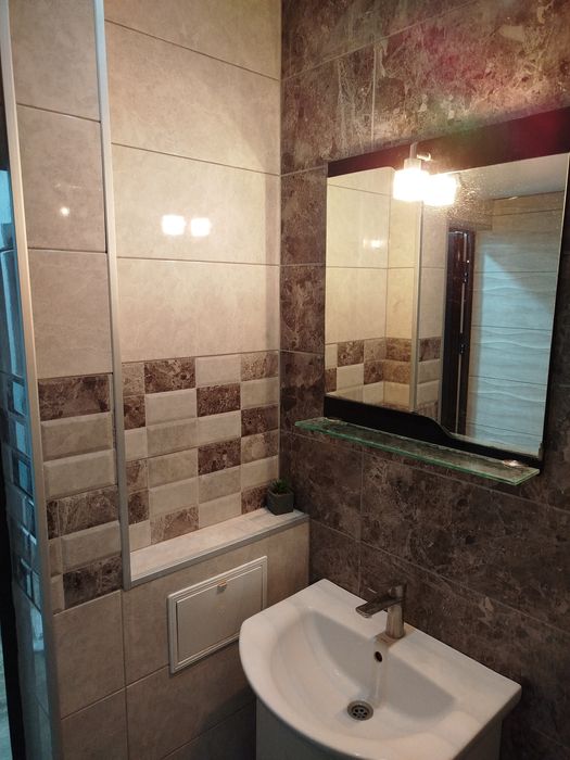 Дава се под наем Двустаен апартамент в Разград, Бели Лом - 90 кв.м за 411 € - Снимка #8