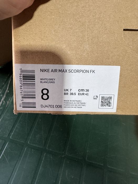 Nike Air Max Scoprion