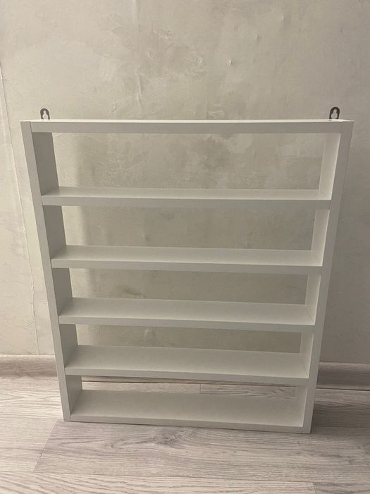 Продам полку для лаков