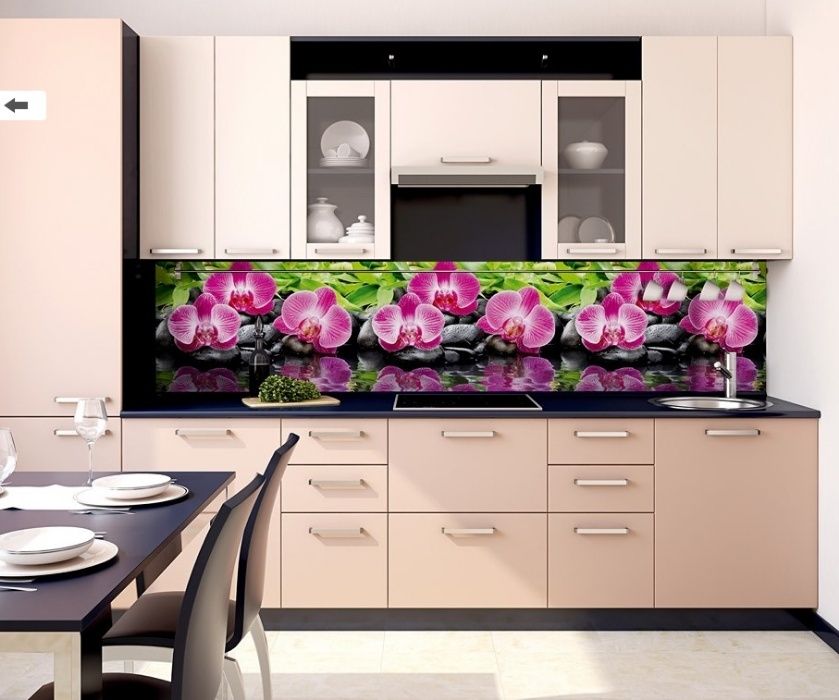 Пластиковые кухонные фартуки.