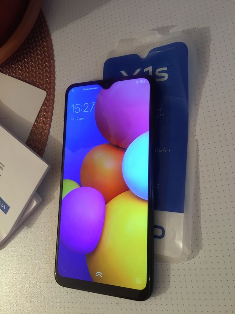 Смартфоны. Vivo Y1s