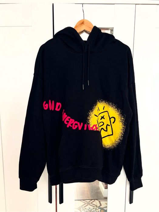 Суитчър Bershka с цветни щампи