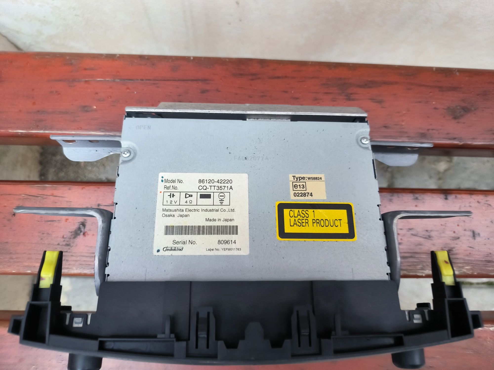 CD charger касетофон Toyota Rav 4