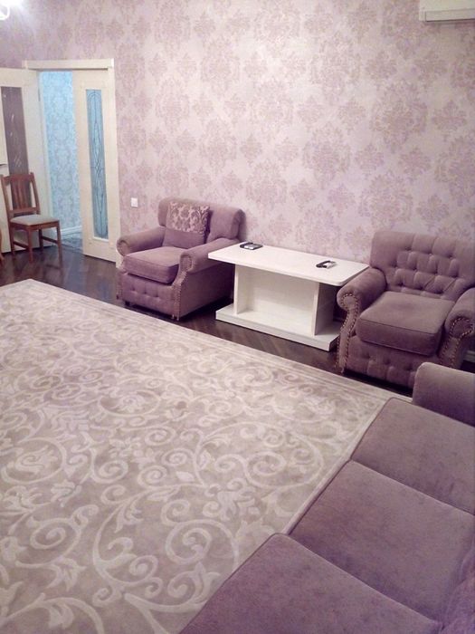 Просторная квартира в Алайском Golden House