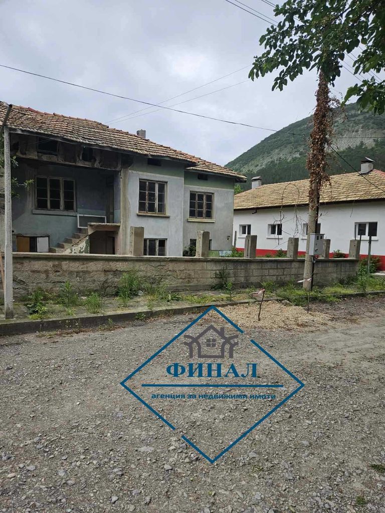 Продава се Къща в с. Троица, Област Шумен - 80 кв.м за 383 €/кв.м - Снимка #10