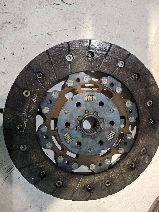 Комплект съединител феродо и притискател за 2.0 TDI 140кс