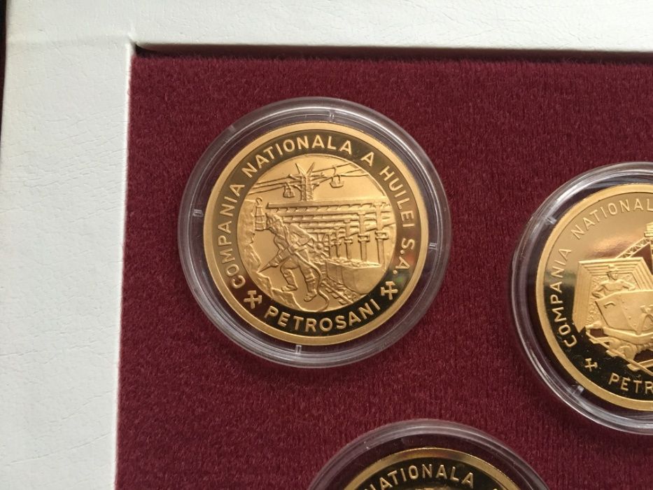 Set medalii Compania Nationala a Huilei