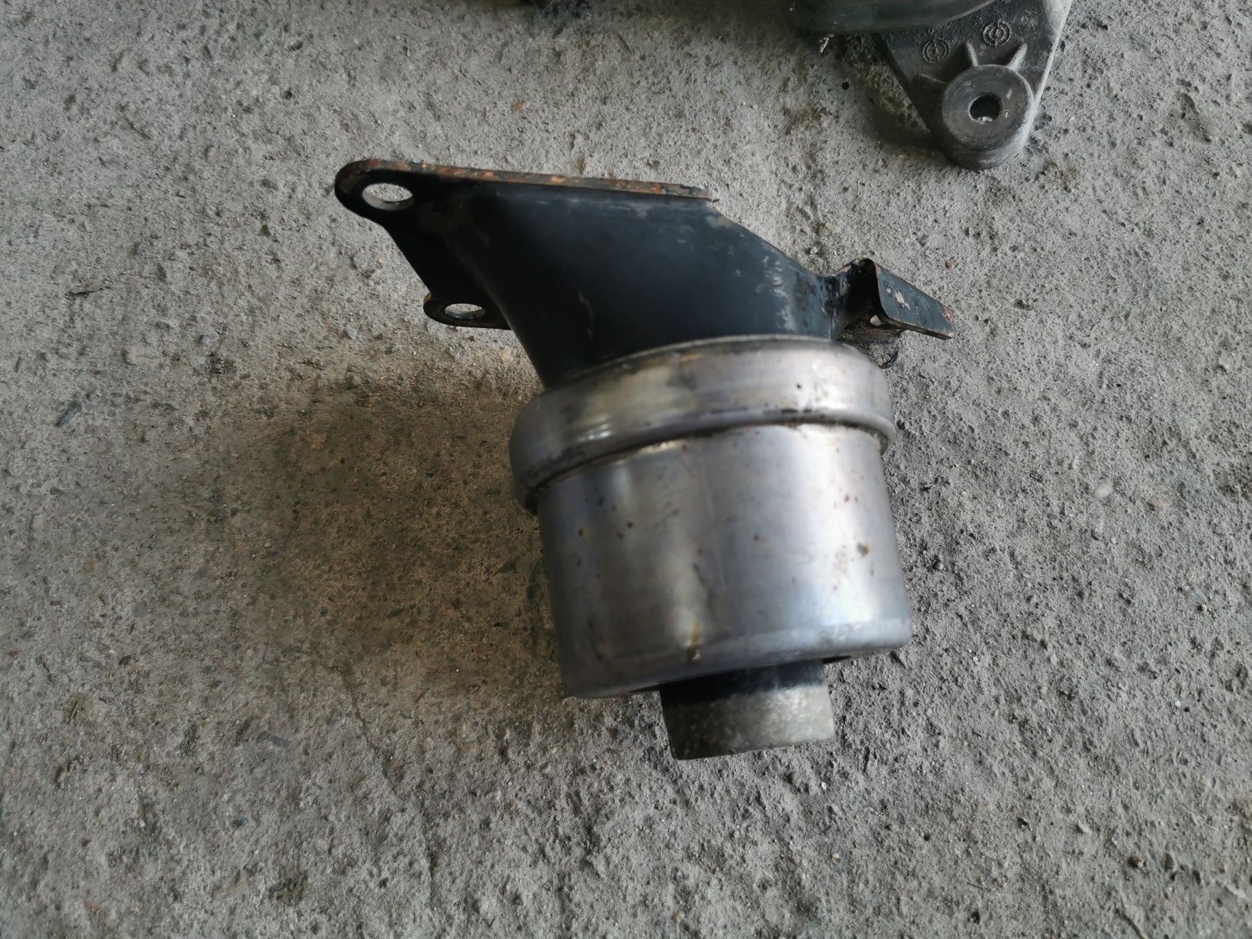 Tampon motor 1.9 2.0 2.5 tdi vw t5 transporter caravelle multivan