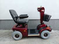 Cărucior scuter electric persoane cu dizabilități