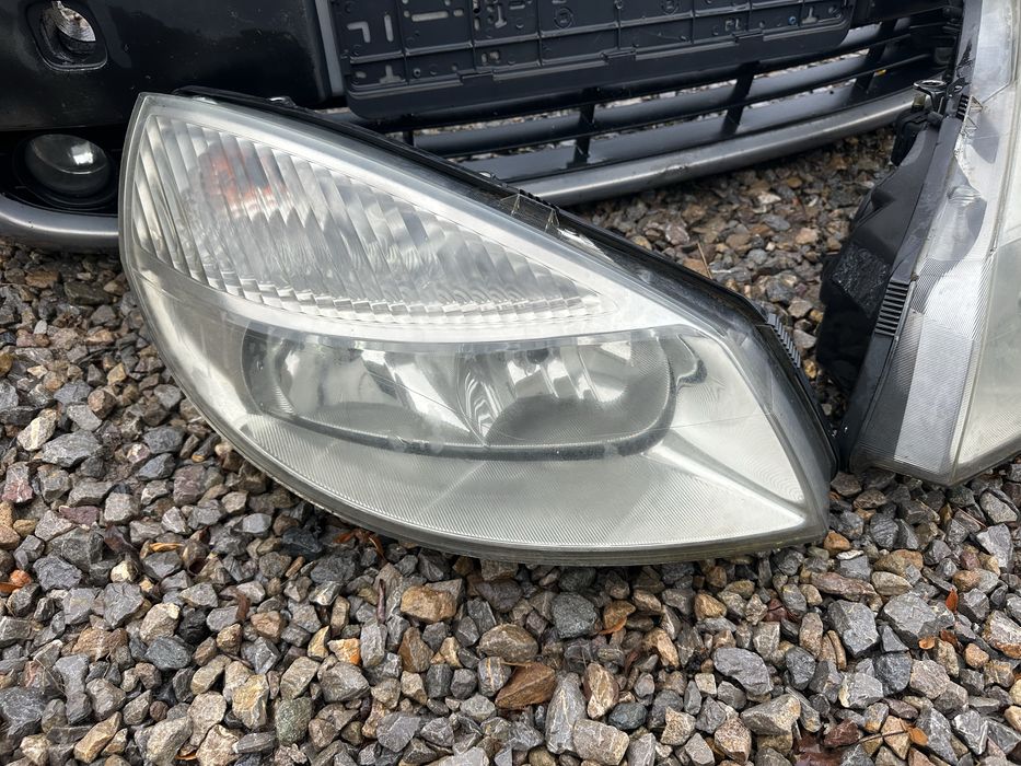 Предна броня и фарове за Renault Megane Scenic