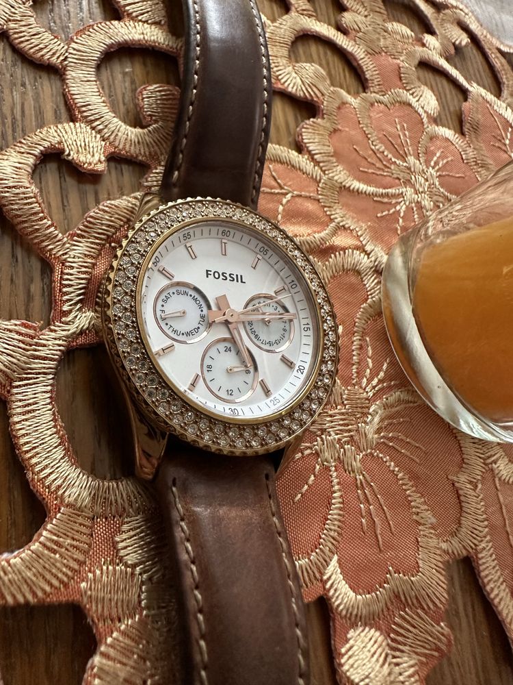 Ceas Fossil auriu rose