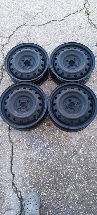 4 броя железни джанти 15 цола,4/100