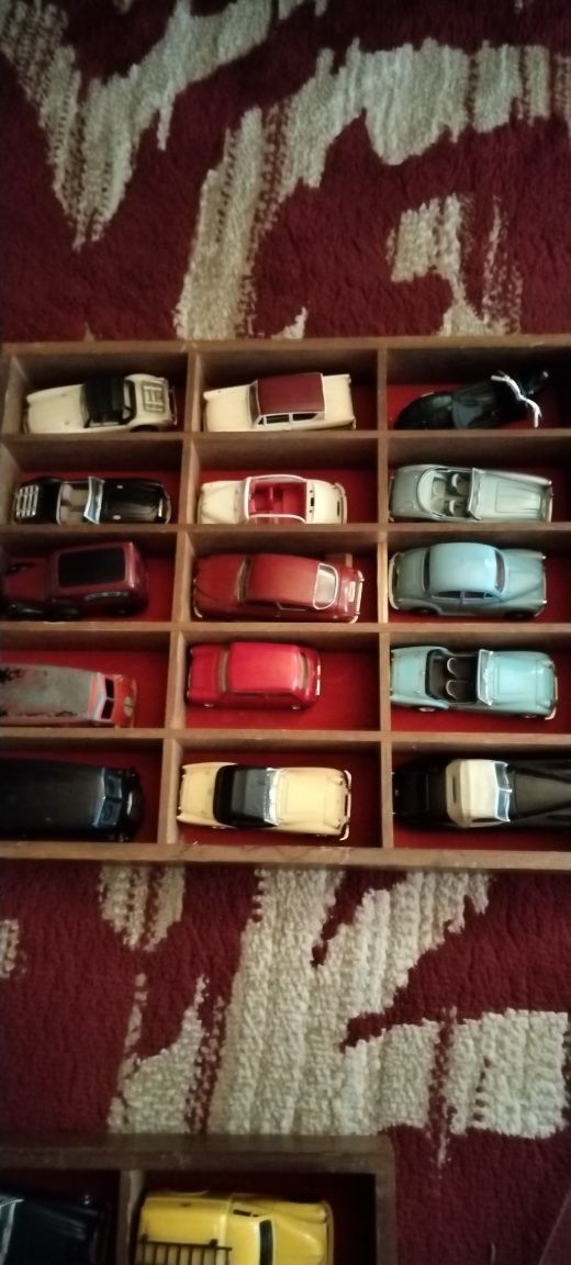 Masinute de colectie