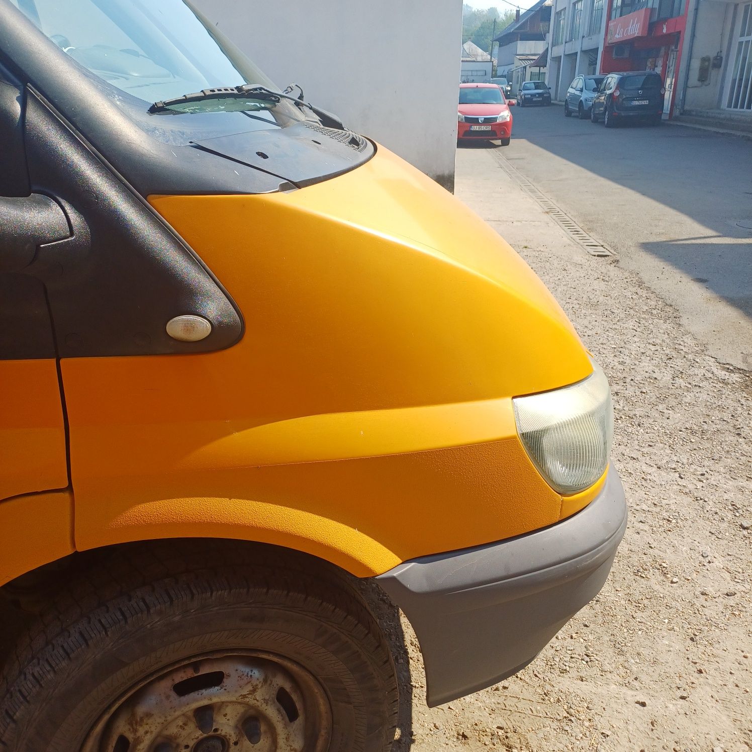 Vând Ford transit 2.0 litri