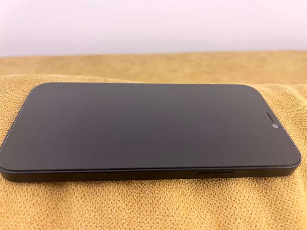 iPhone 12 Black 64GB