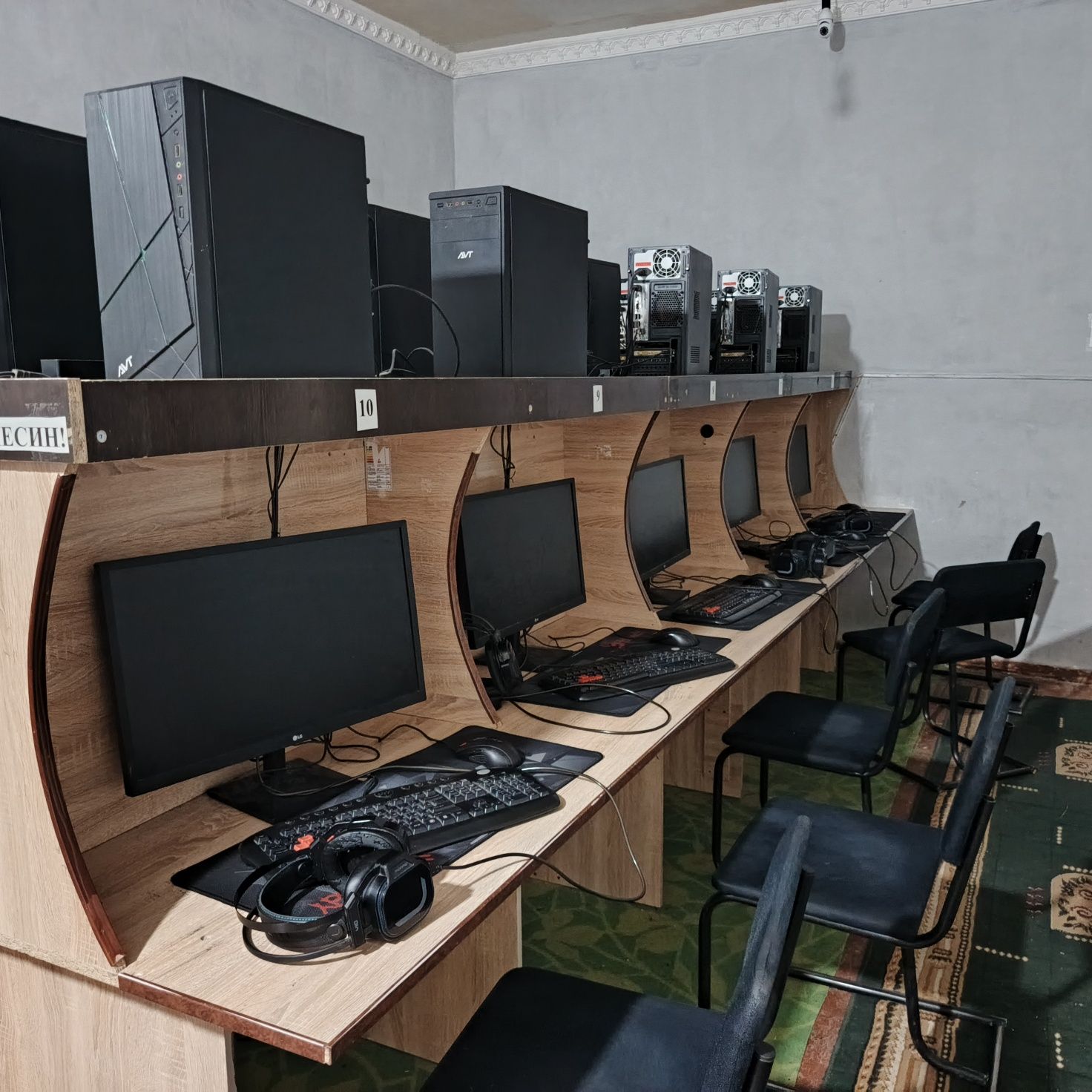 Компьютерный клуб ушын комплект 10 дана компьютер сатылады