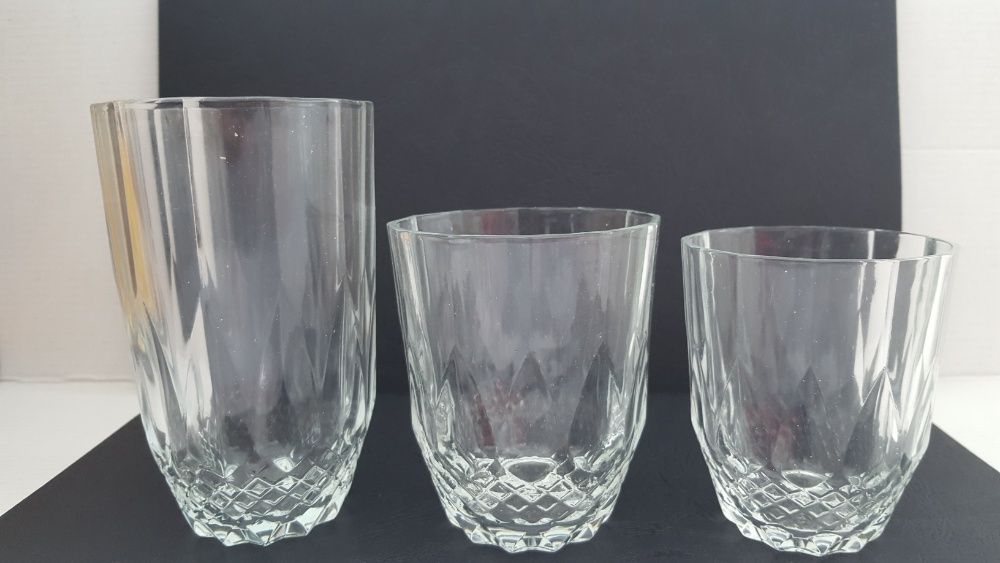 18 pahare set NOU în cutie originală