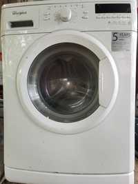 Vând mașină de spălat defectă whirlpool