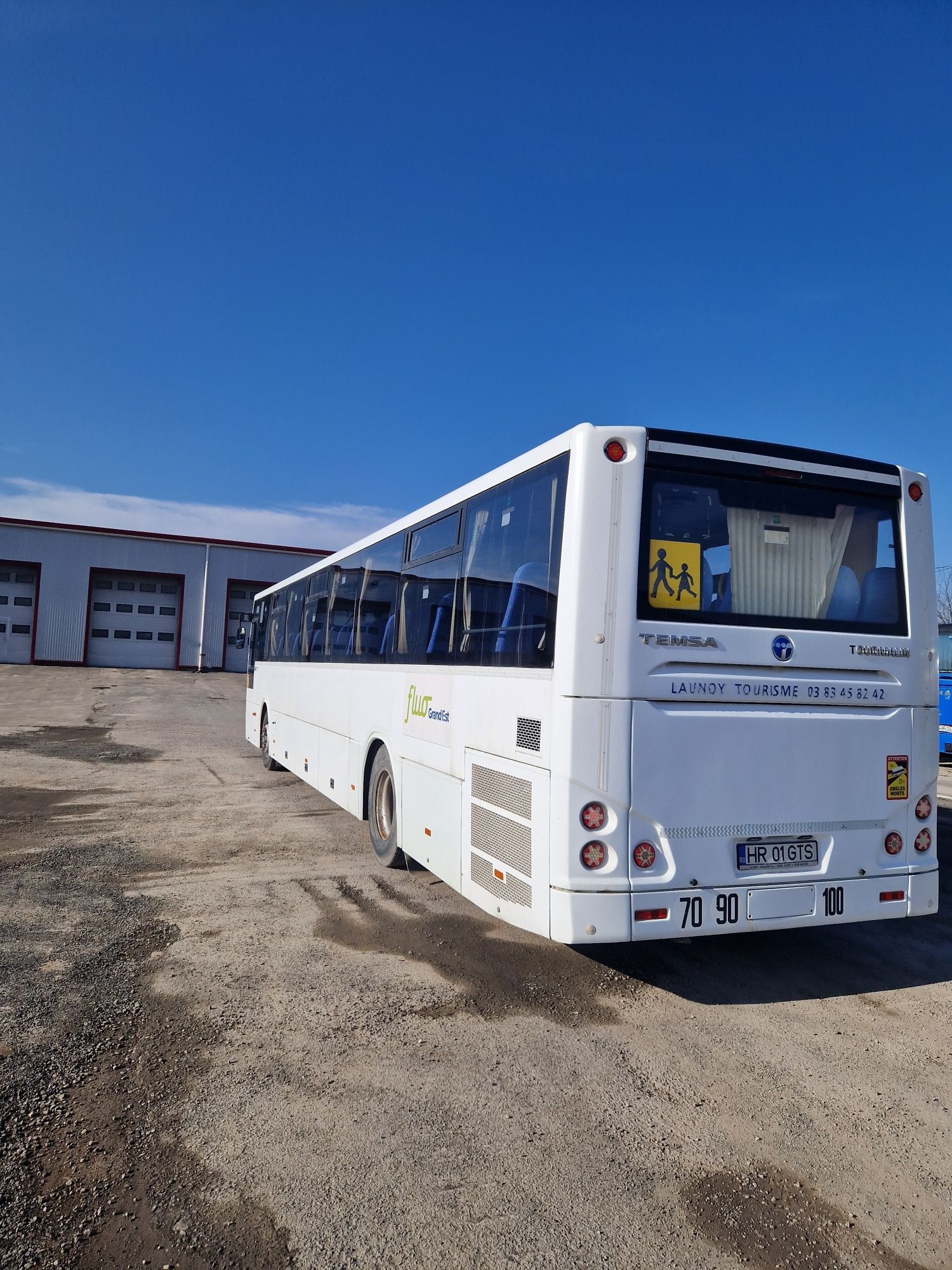 Autobuz Temsa 64 locuri
