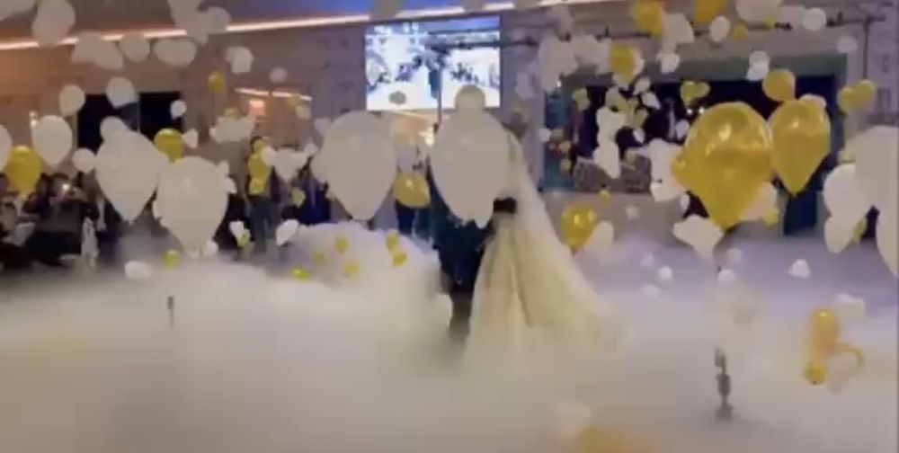 Baloane Explozive,Artificii reci pentru dansul mirilor ,fara fum