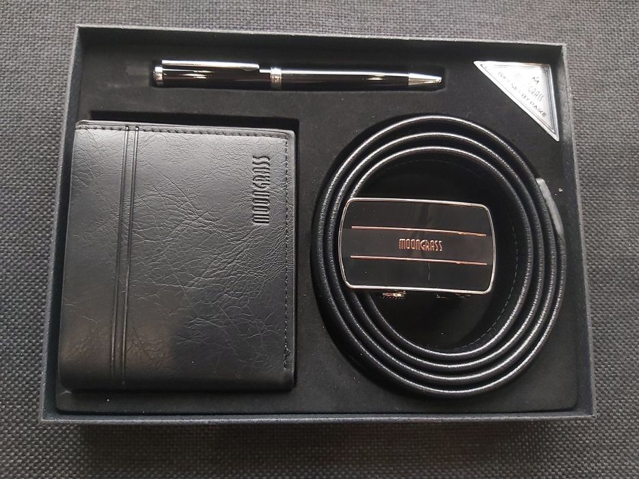 Подаръчен комплект колан,портмоне и химикал Moon Grass  2 цвята