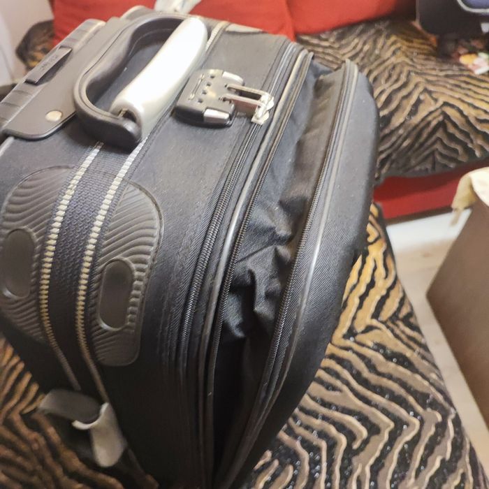 3 куфара втора употреба