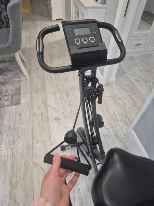 Biciclete magnetica pliabila nefolosita