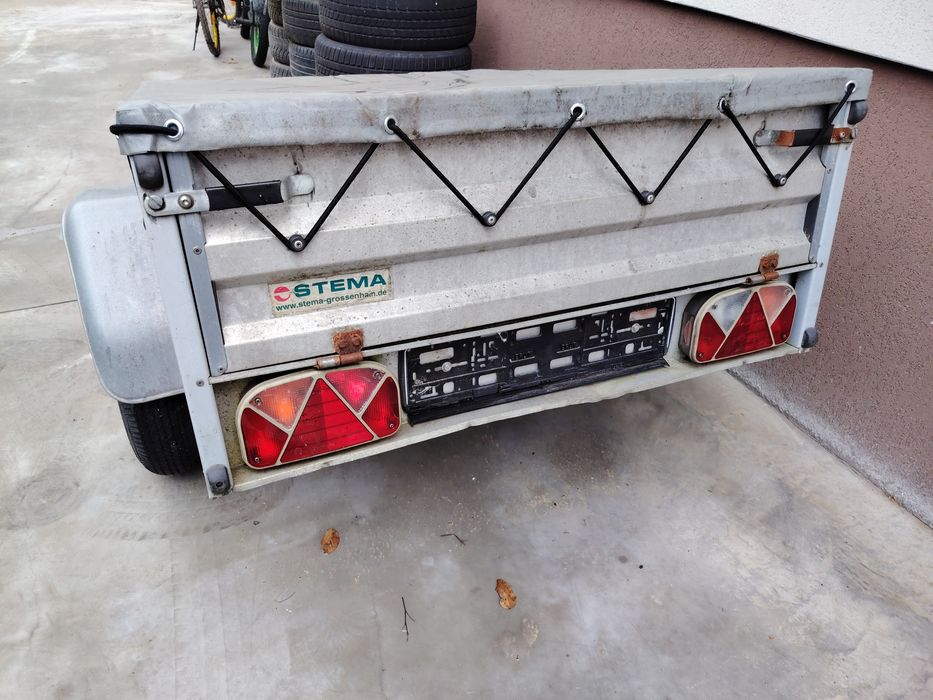 Remorca stema 550 kg