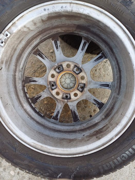 Roti cu cauciucuri pentru Bmw