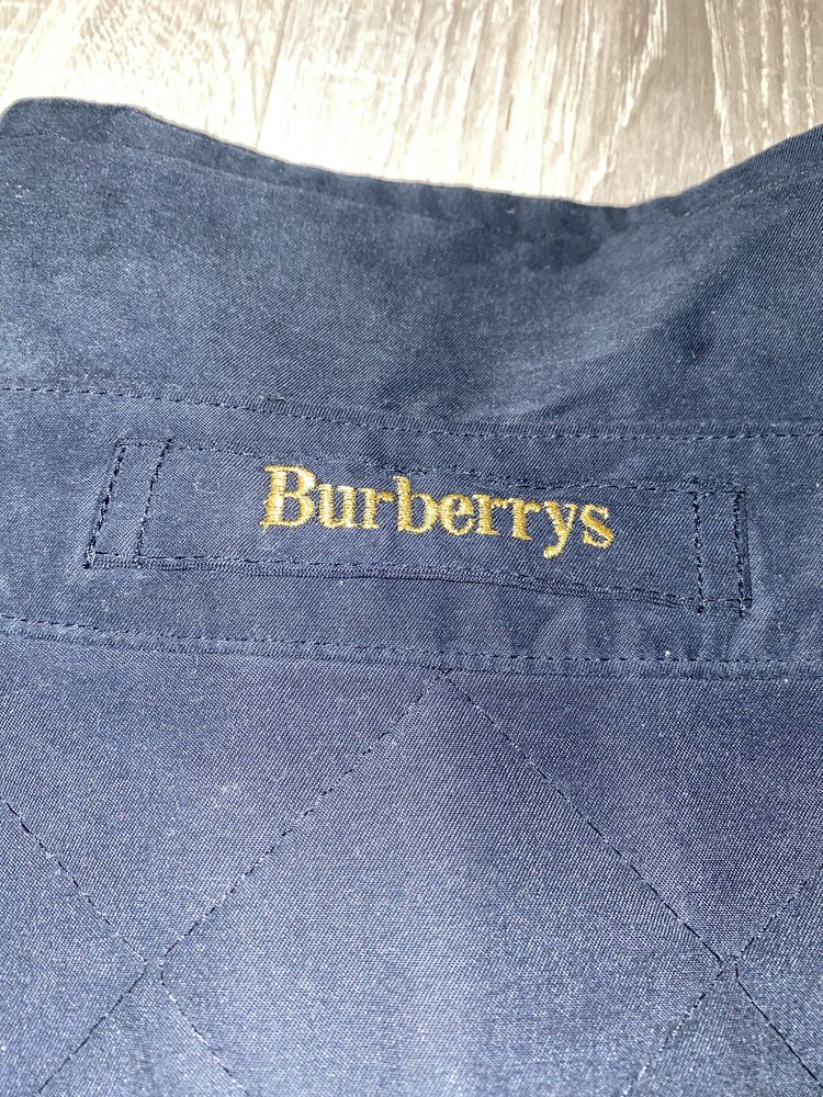 Haina burberry originala