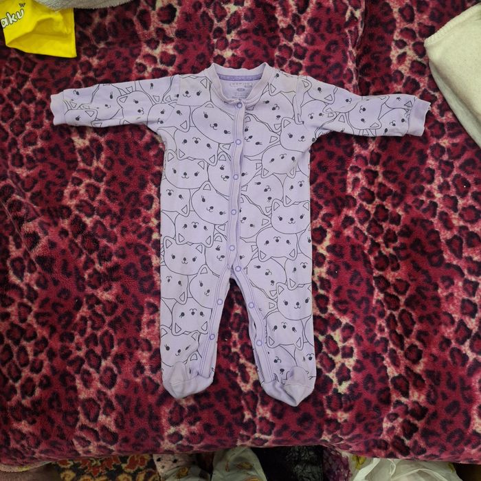 Продам детские вещи от 3 до 6 месяцев