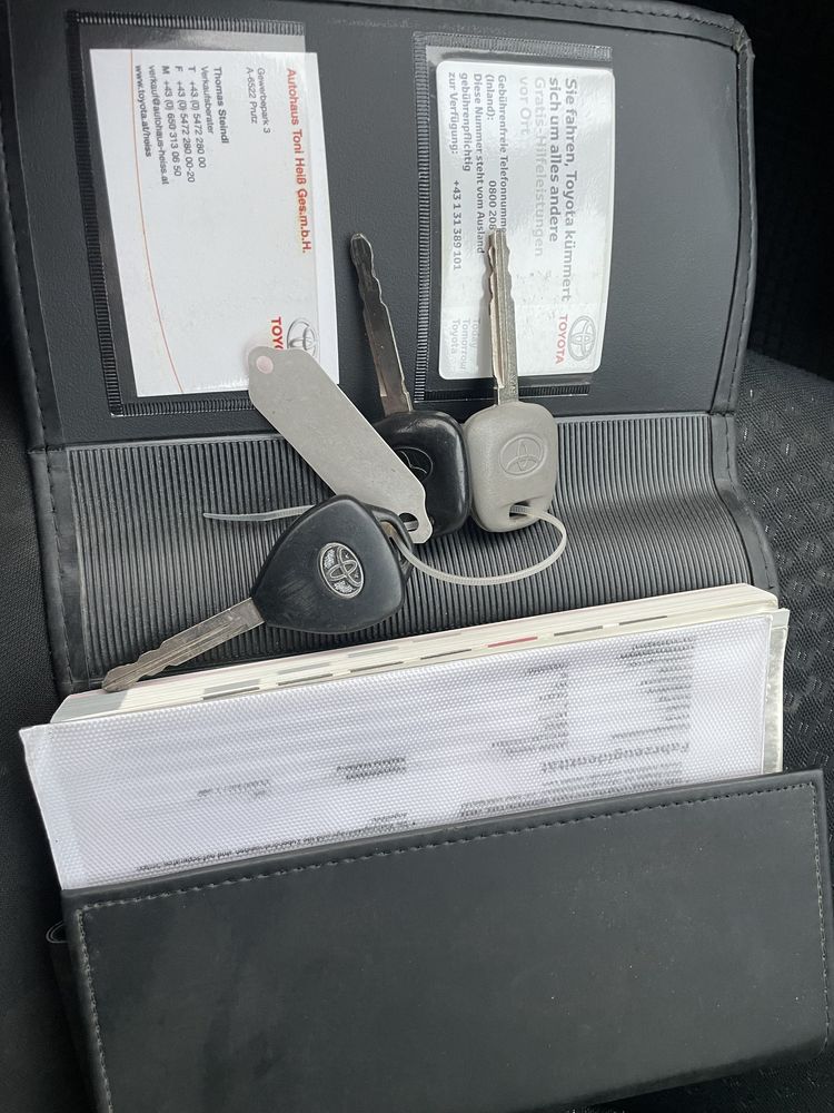 Toyota Verso 2009 2.0D4D 126к.с. 3 КЛЮЧА, КАТО НОВА