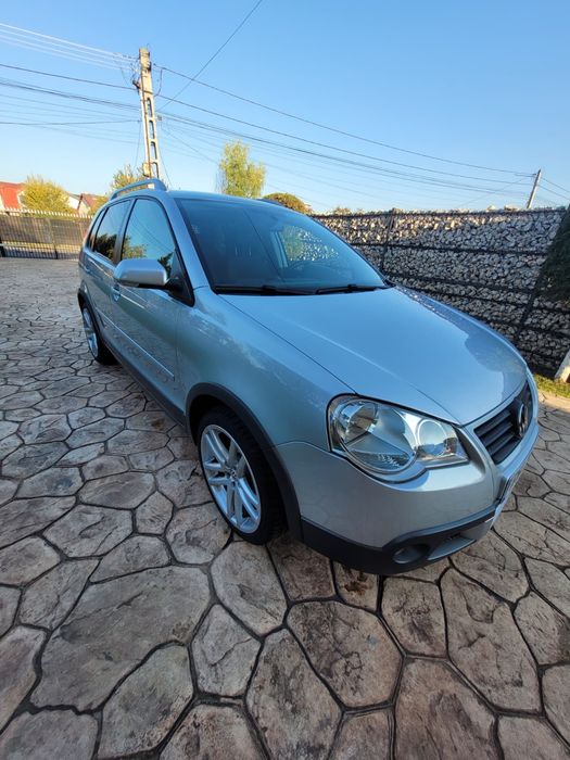 Volkswagen CROSS POLO