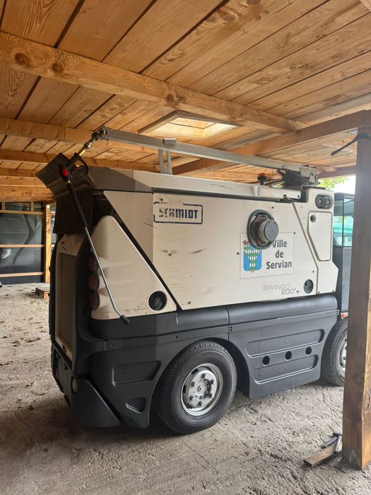 AutoMaturatoare aspirator stradal  Schmidt 2 perii aspirator karcher