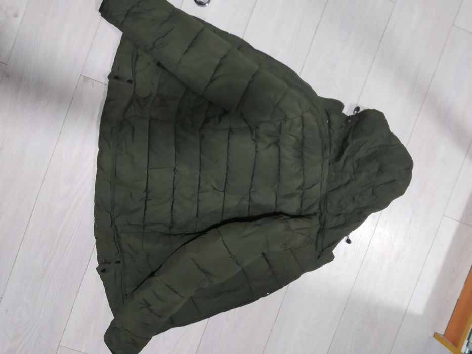 Тёплая куртка цвет хаки