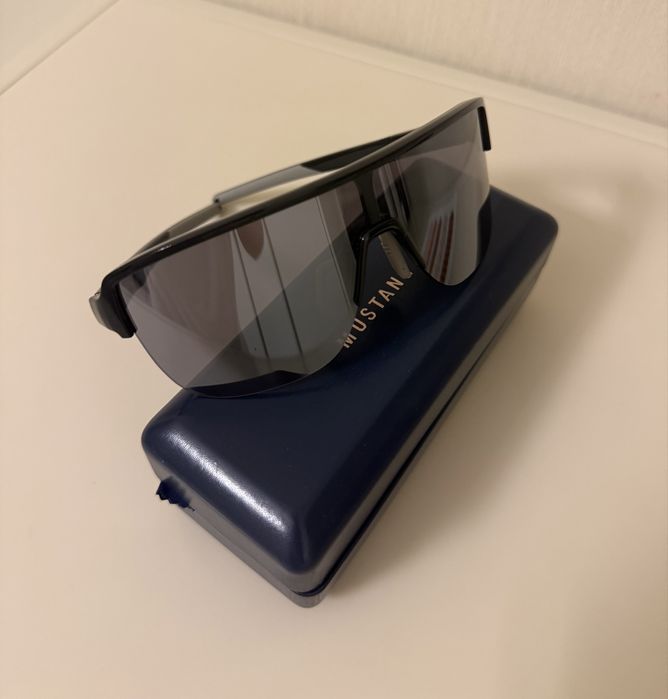 Спортивные очки mustang