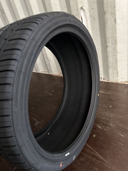 Нови летни гуми ARIVO ULTRA ARZ5 225/45R17 94W XL НОВ DOT БОРД