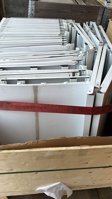 Rafturi de magazin tip GONDOLA