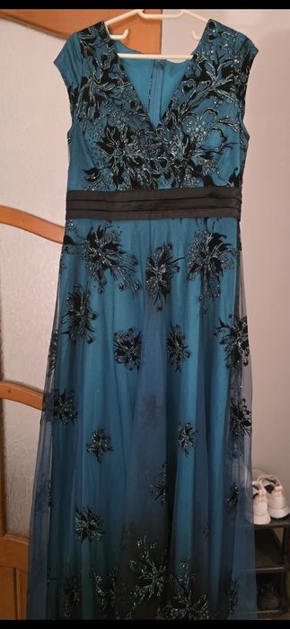 Rochie marimea 44  purtata o singura data