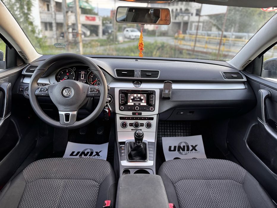 Passat b7 - an 2013 - motor 2.0d 150 cp - Cutie manuala 6+1 -impecabil