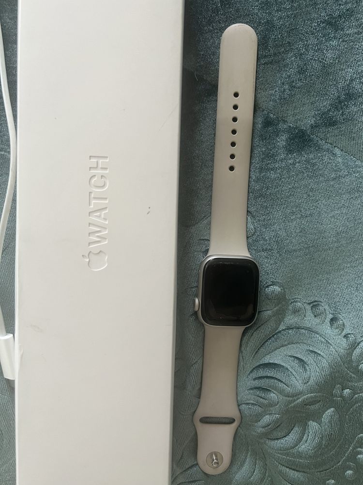 Продам apple watch 7 series