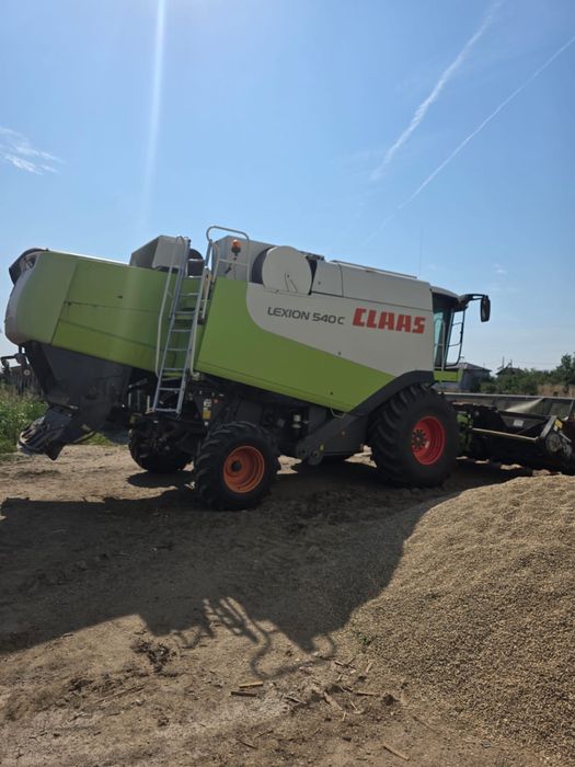 Vand combina claas lexion 540 in stare foarte buna