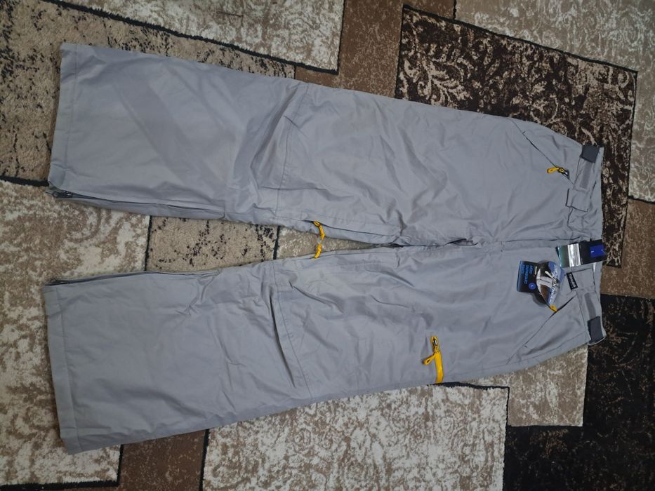 Pantaloni ski mărimea L,M,S