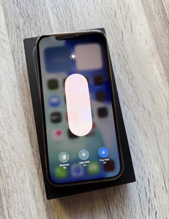 iPhone 12 PRO MAX de 128 GB cu 94% viata Bateriei
