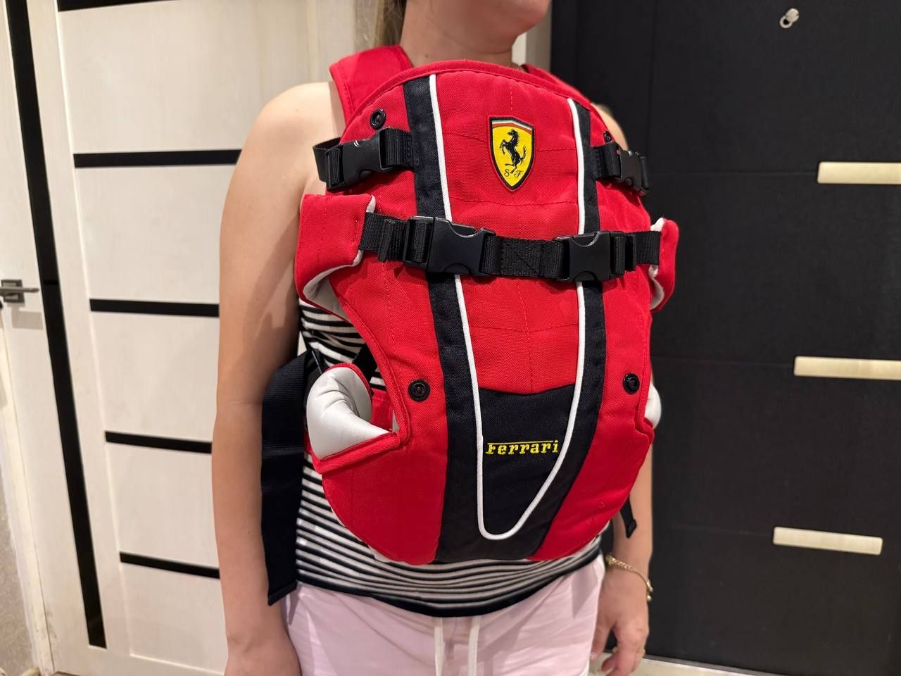 Кенгуру комфортный Ferrari