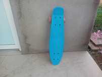 Vând skateboard pentru copii