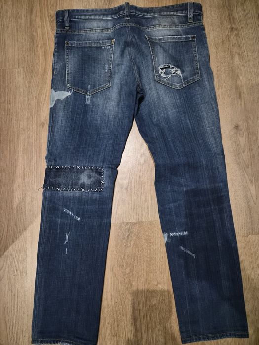 Оригинални дънки на Dsquared2 и Zu Elements