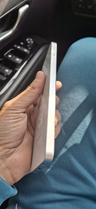 Samsung A06 white 6/128 состояние отличное каробка доки ест