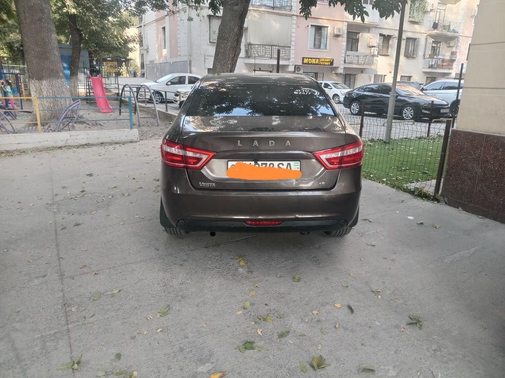 Lada vesta sedan 2020 yil